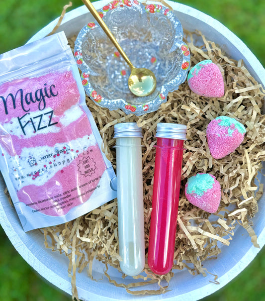 🍓Strawberries & Cream Potion 🍓